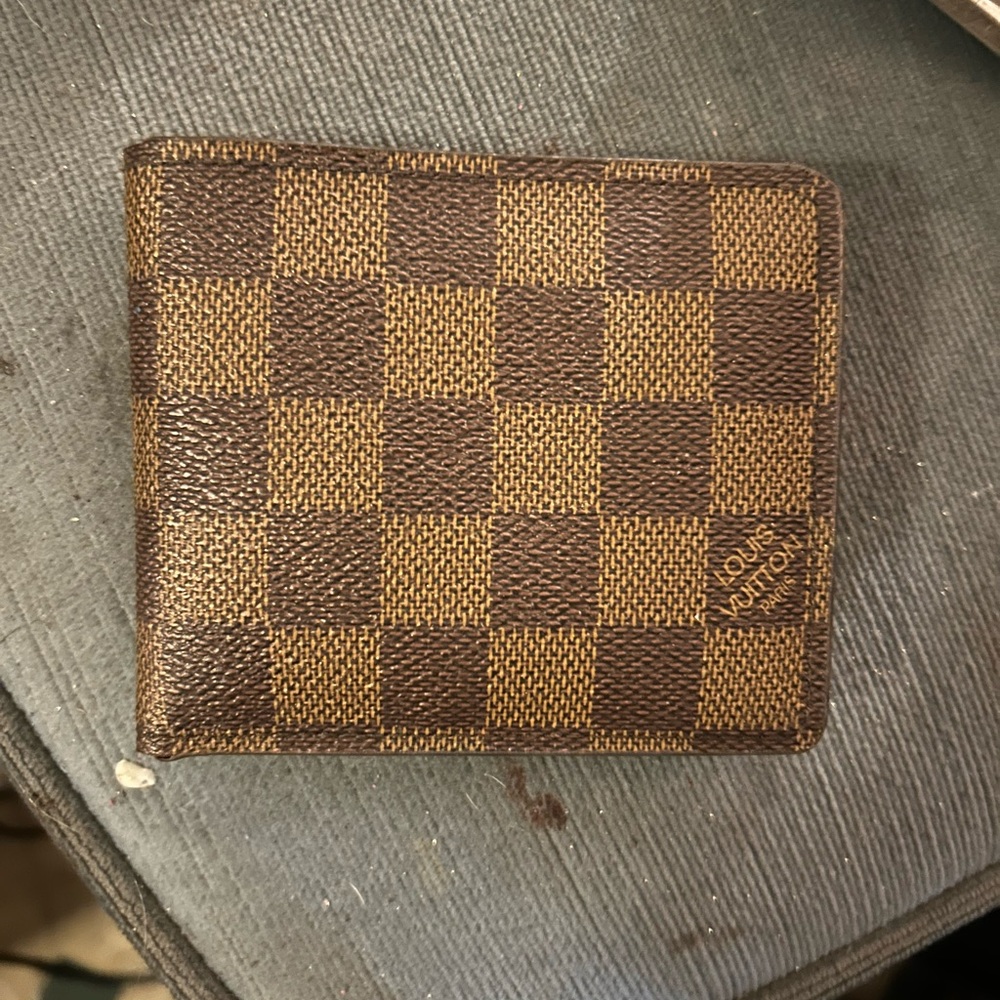 Louis Vuitton Damier Ebene Key Holder